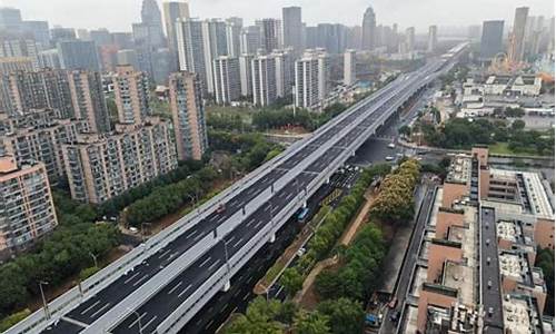 宁波鄞州天童路加油站油价_宁波天童路改造